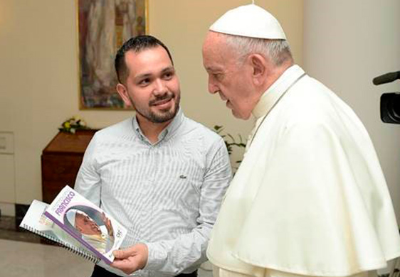 Image with missing alt attribute found on santillana.com