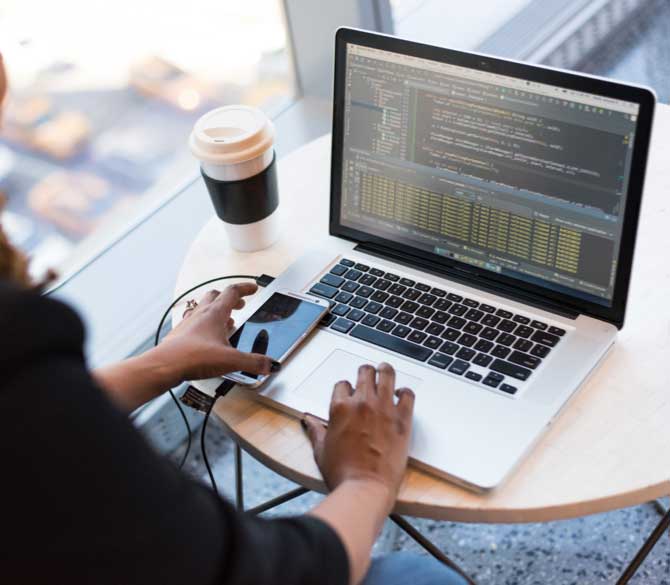 Image with missing alt attribute found on whizcamp.tech