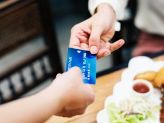 Image with missing alt attribute found on my411.com