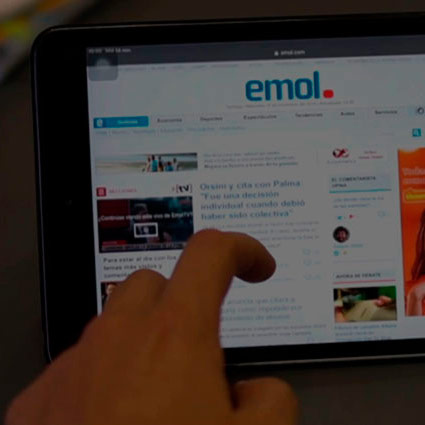 Image with missing alt attribute found on adxion.com