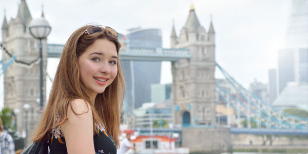 Image with missing alt attribute found on aifs.com