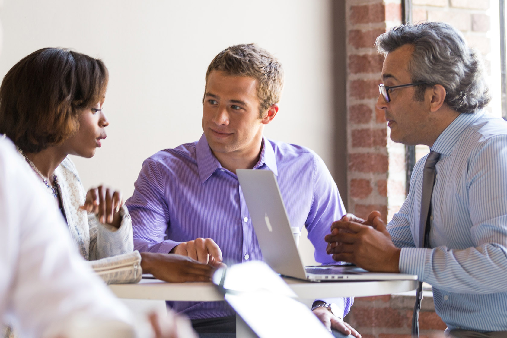 Image with missing alt attribute found on ali-inc.com