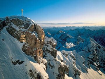 Image with missing alt attribute found on alpske.cz