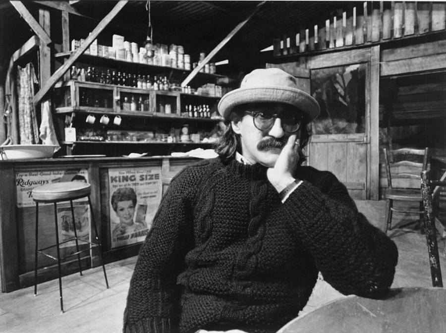 Image with missing alt attribute found on americantheatre.org