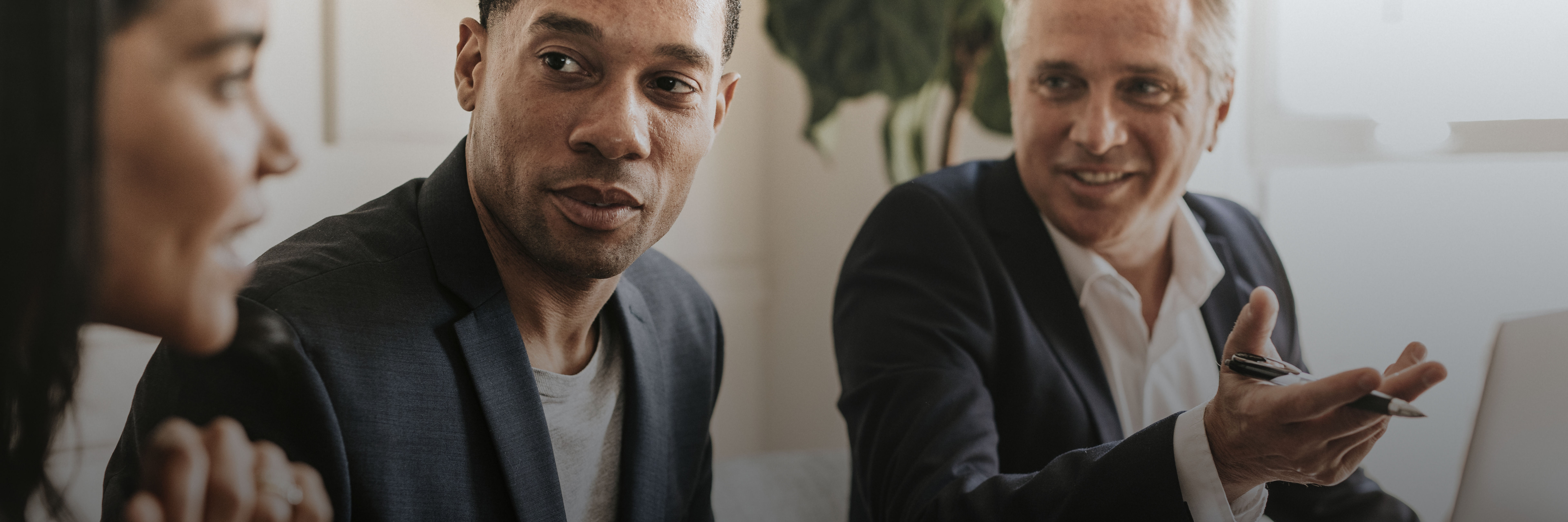 Image with missing alt attribute found on amobee.com