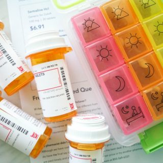 Image with missing alt attribute found on amomstake.com