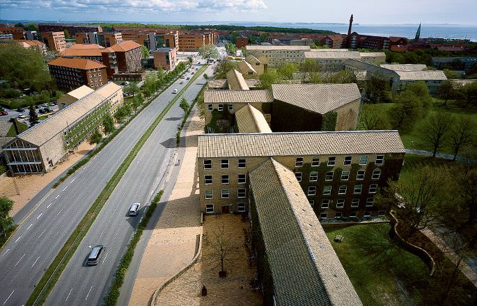 Image with missing alt attribute found on au.dk