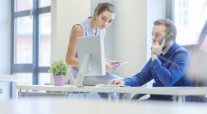 Image with missing alt attribute found on auracom.net