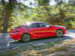 Test: Opel Insignia GSi 2.0 CDTI 8A 4x4 - sportovec se minul povoláním