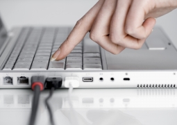 Image with missing alt attribute found on infoempleo.com