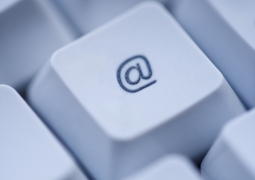 Image with missing alt attribute found on infoempleo.com