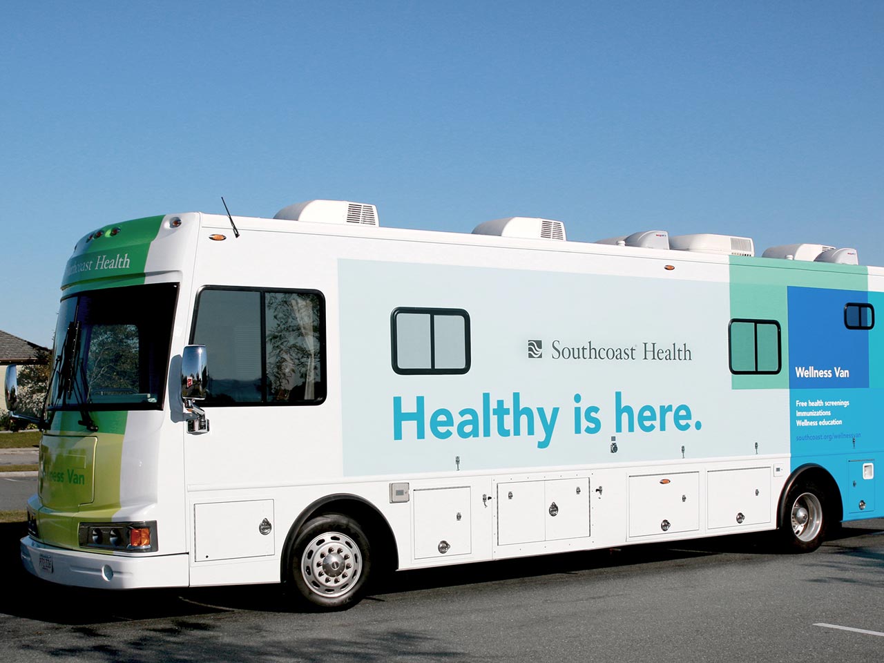 Image with missing alt attribute found on avaya.com