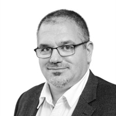 Hybrid pixel detectors improve range of TEM applications