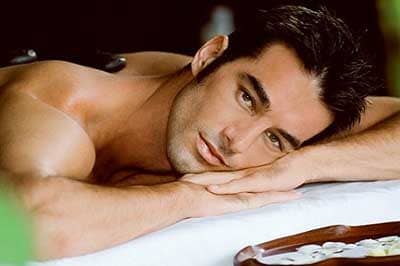 Soins Hommes - Institut de beauté Orléans - Beauté Bien-être Détente Massage Esthéticienne Spa Relaxation Epilation Lumière Pulsée Modelage UV