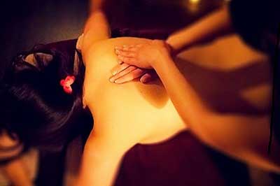 Rituels du Spa - Institut de beauté Orléans - Beauté Bien-être Détente Massage Esthéticienne Spa Relaxation Epilation Lumière Pulsée Modelage UV