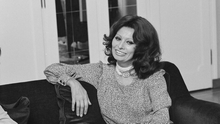 Top 10 Quotes by Sophia Loren