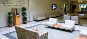 Image with missing alt attribute found on brookdalecc.edu