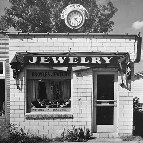 Image with missing alt attribute found on calvinbroyles.com