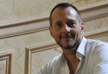 Image with missing alt attribute found on causeur.fr