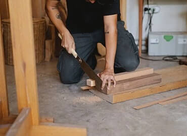 Image with missing alt attribute found on centuryply.com