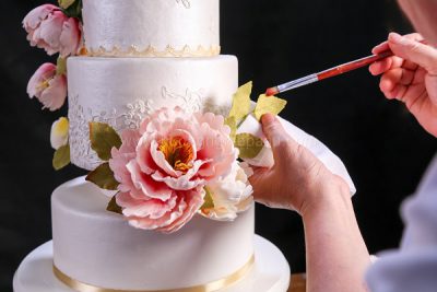 học nghề l&agrave;m b&aacute;nh hệ