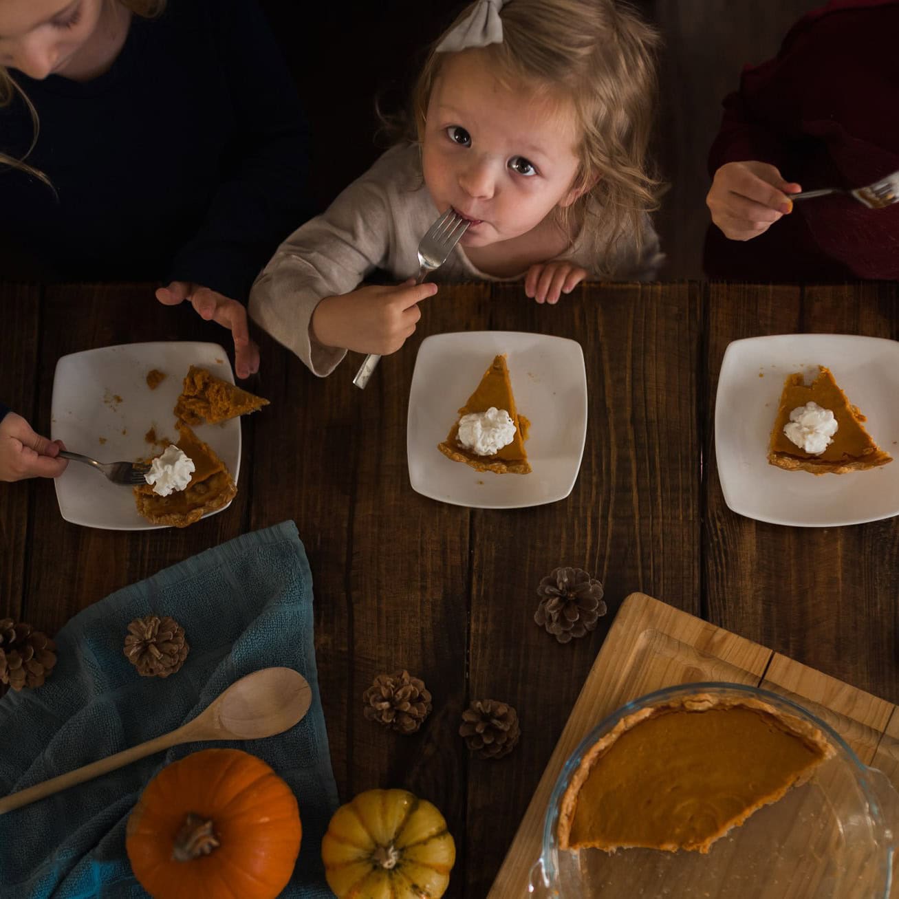 Image with missing alt attribute found on clickinmoms.com