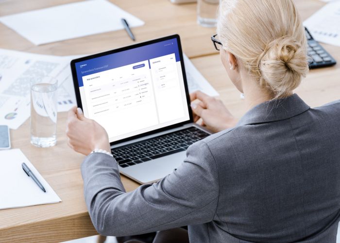 Image with missing alt attribute found on comarch.pl