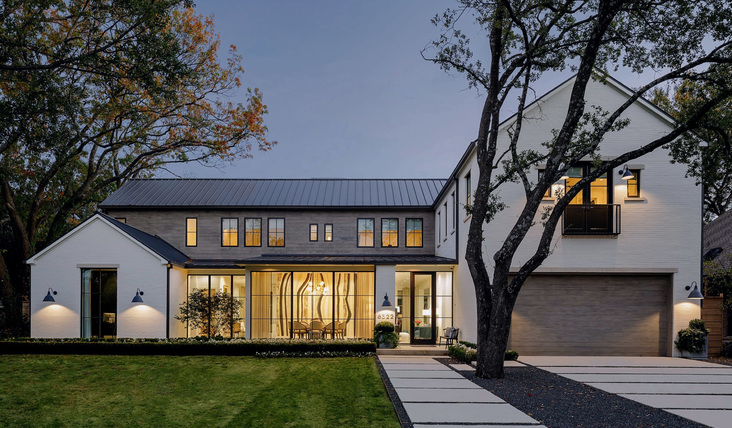 Image with missing alt attribute found on compass.com