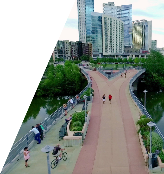 Image with missing alt attribute found on crowncastle.com