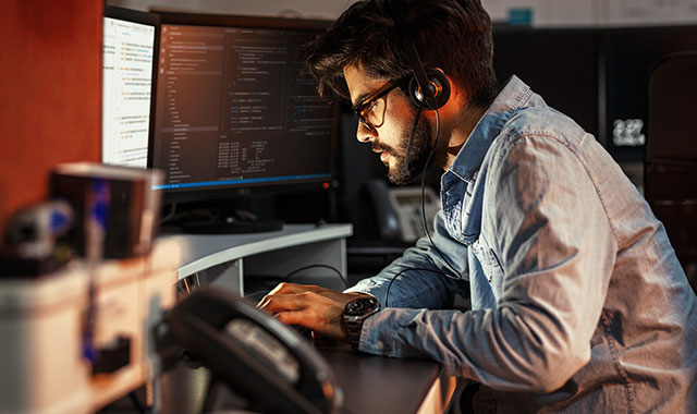 Image with missing alt attribute found on cyberark.com