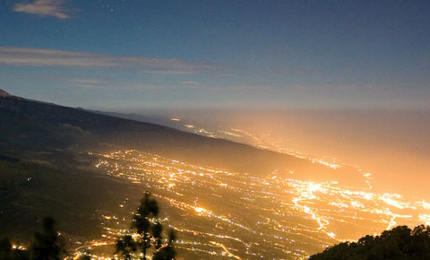 Image with missing alt attribute found on darksky.org