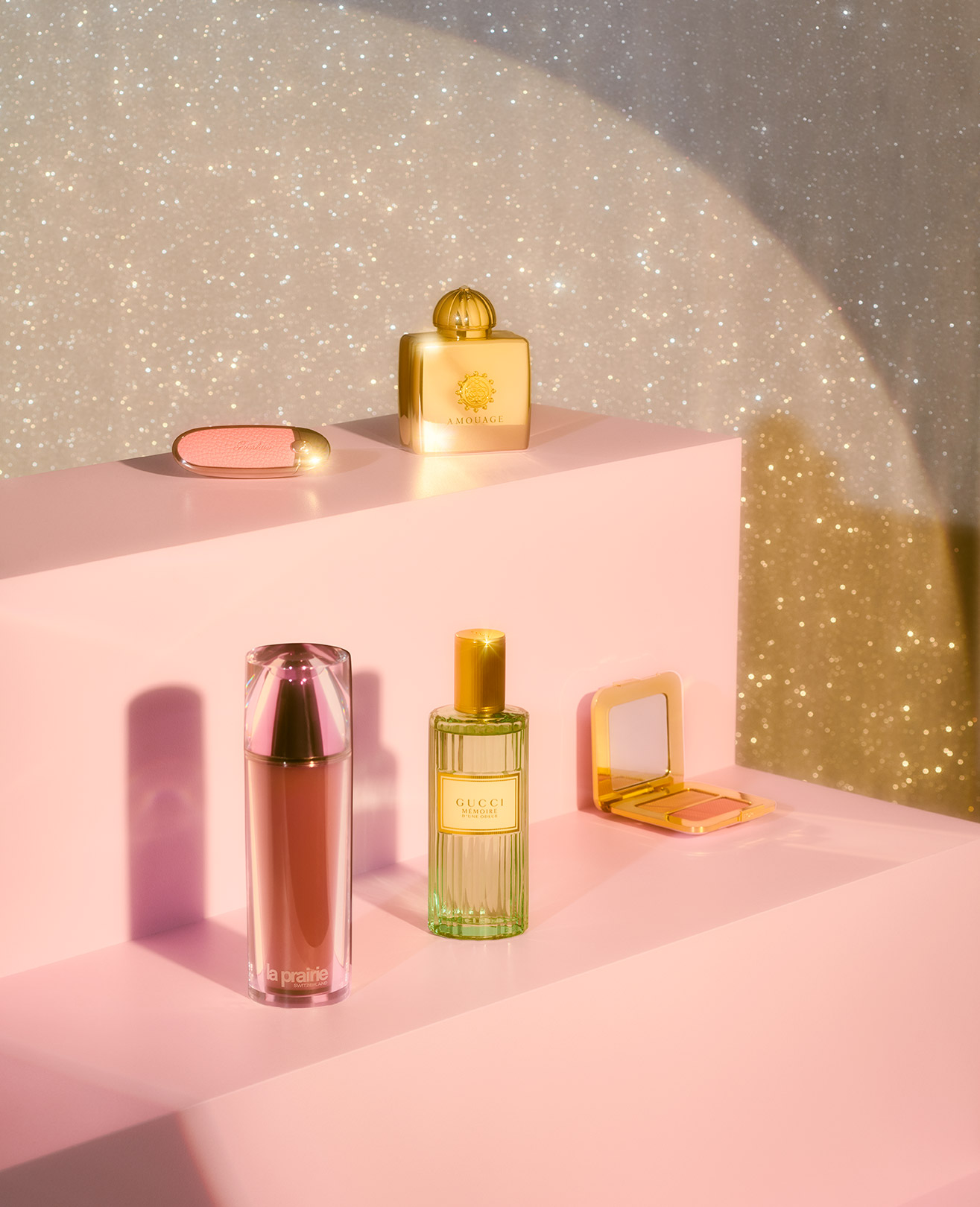 Image with missing alt attribute found on davidjones.com