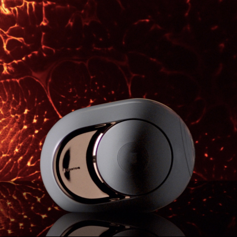 Image with missing alt attribute found on devialet.com