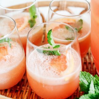 Image with missing alt attribute found on eatyourselfskinny.com