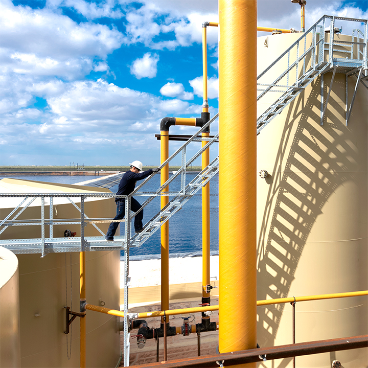 Image with missing alt attribute found on encana.com