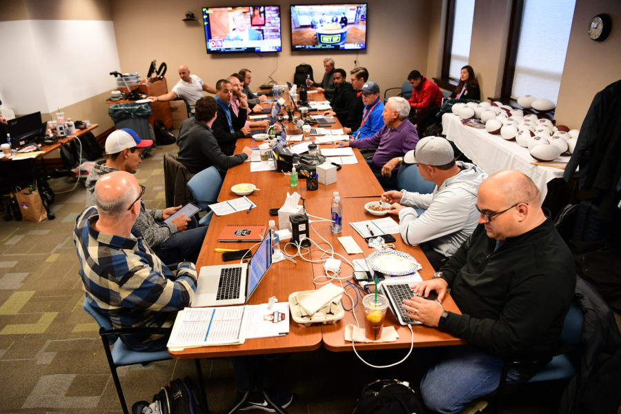 Image with missing alt attribute found on espnfrontrow.com