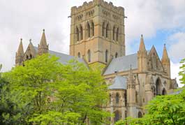 Image with missing alt attribute found on eteach.com