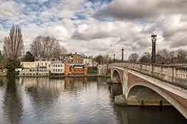 Image with missing alt attribute found on eteach.com