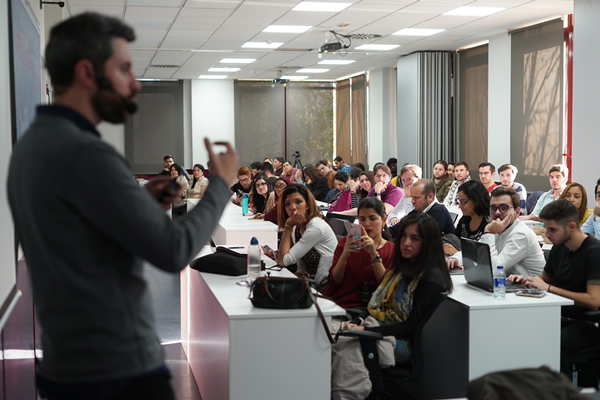 Image with missing alt attribute found on eude.es