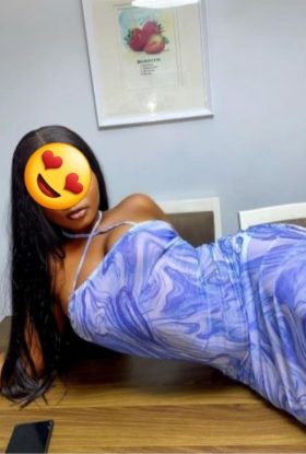 Kim (Professional Masseuse)