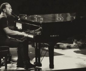 Image with missing alt attribute found on fearlessmotivation.com