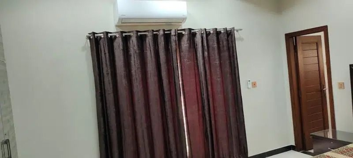 Image with missing alt attribute found on feeta.pk