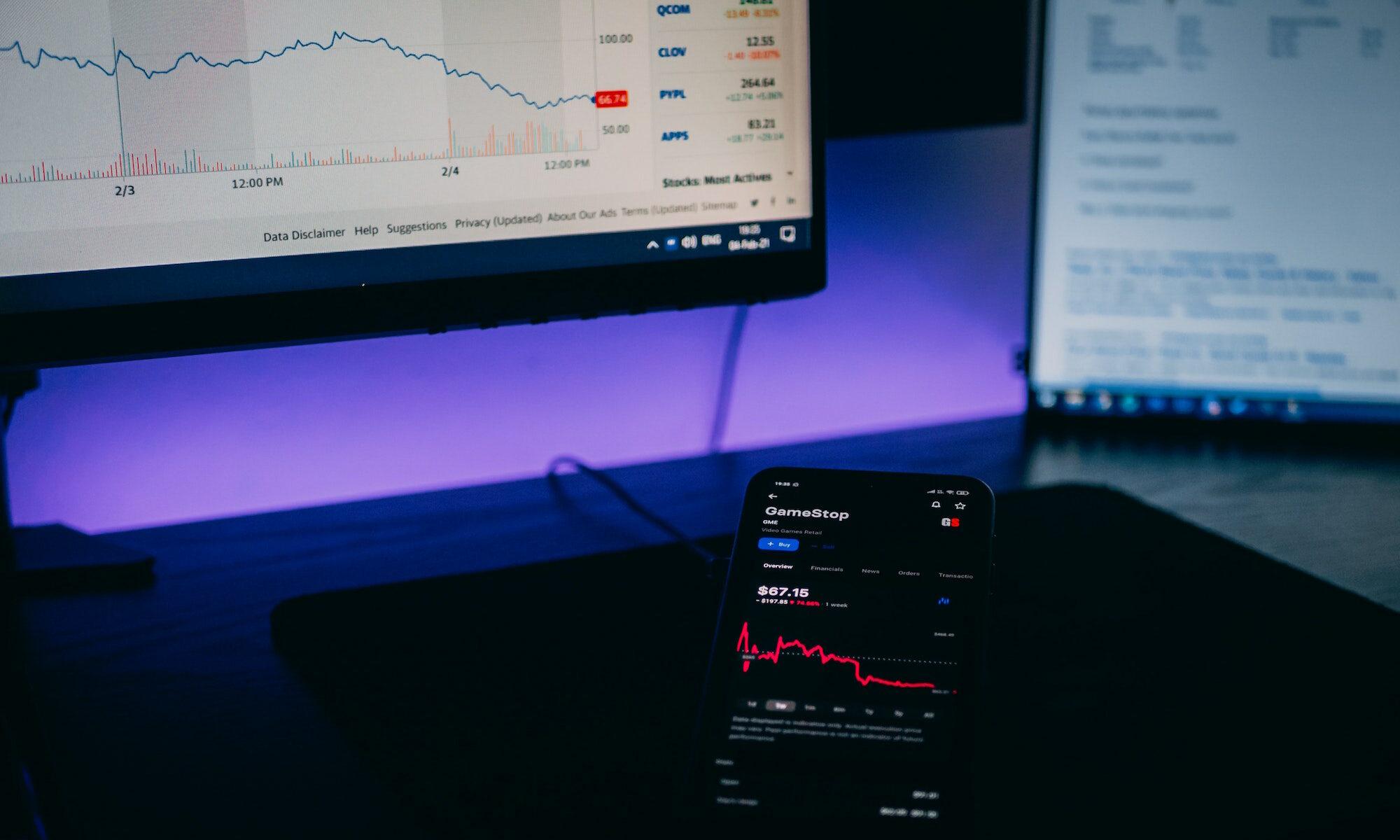 Image with missing alt attribute found on financetothetop.fr