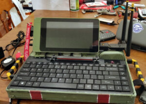 Raspberry Pi Cyberdeck