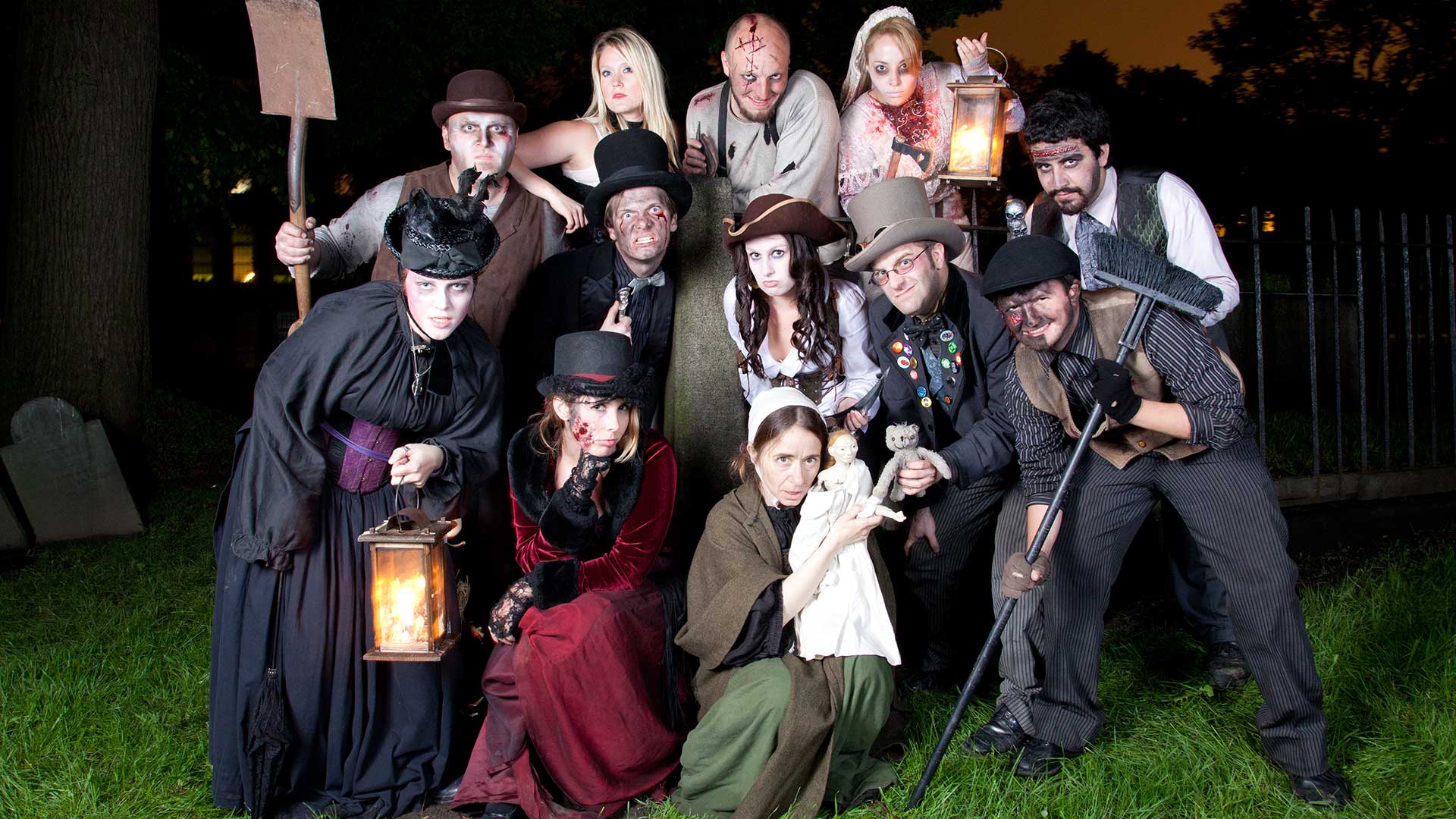 boston haunted tour guides in costume