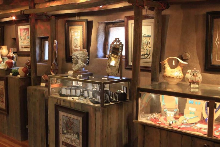 Image with missing alt attribute found on grandcanyonlodges.com