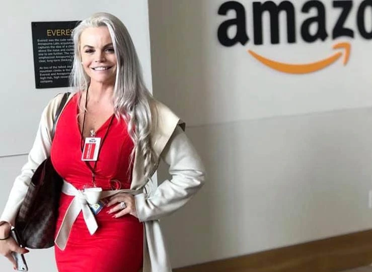 Image with missing alt attribute found on helium10.com