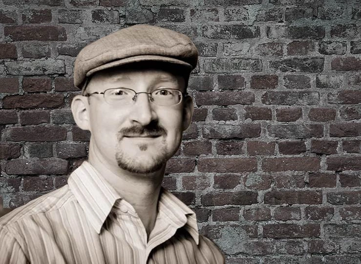 Image with missing alt attribute found on helium10.com