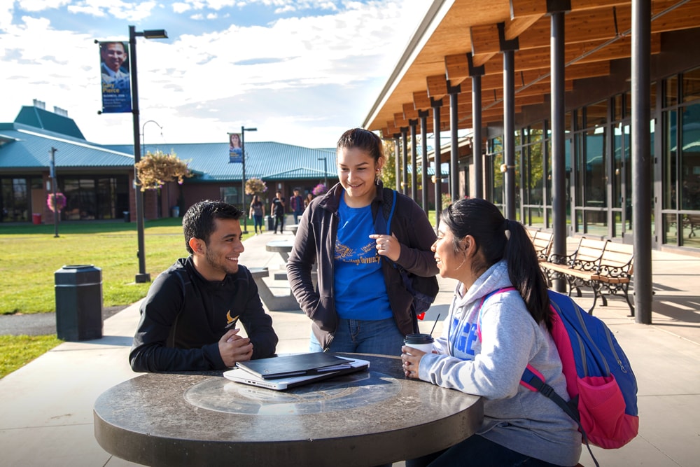 Image with missing alt attribute found on heritage.edu