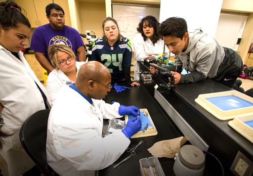 Image with missing alt attribute found on heritage.edu